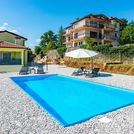 Villa Casa B With Swimming Pool And Private Parking *